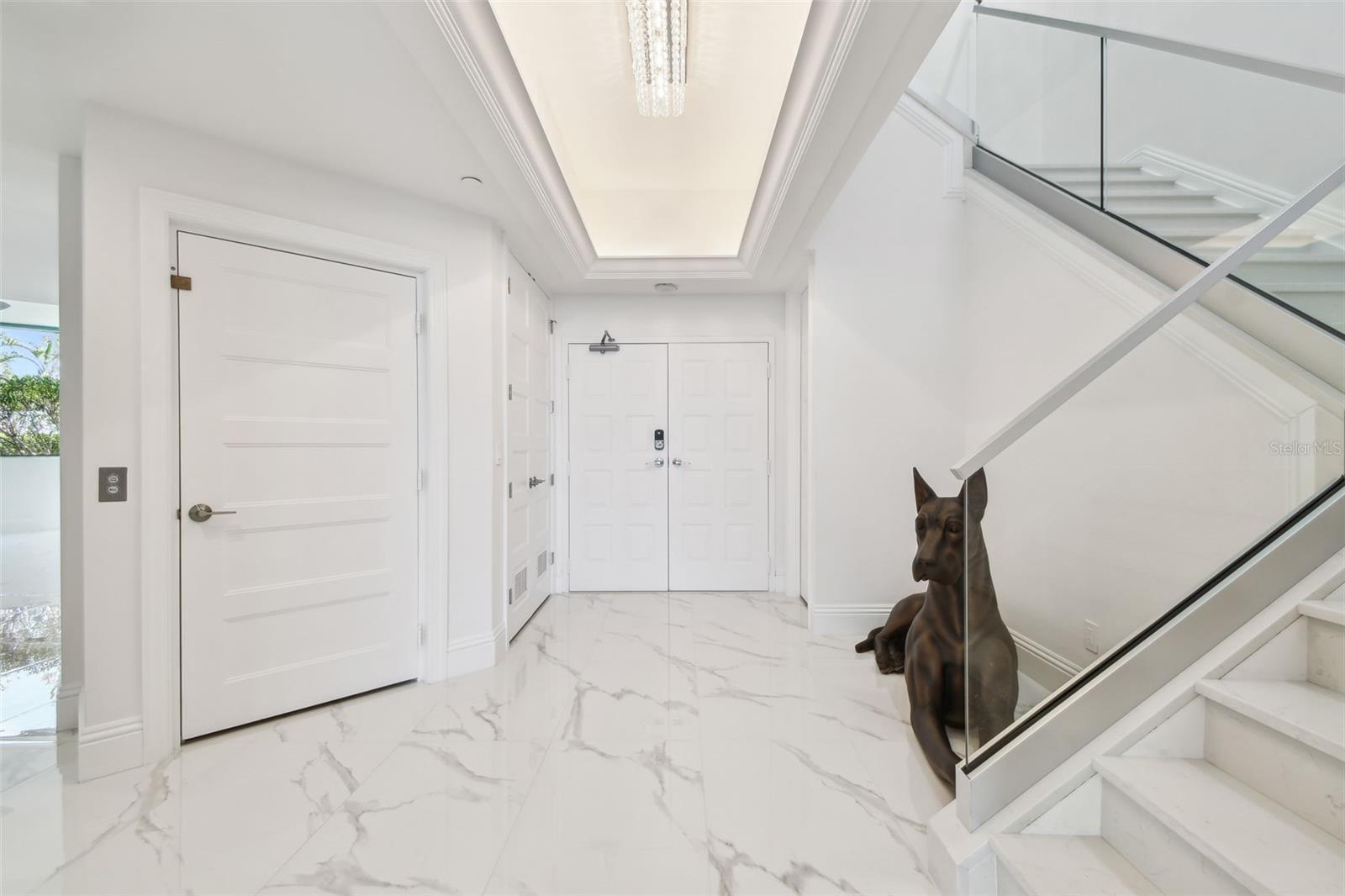 ULTIMAR THREE CONDO - Residential