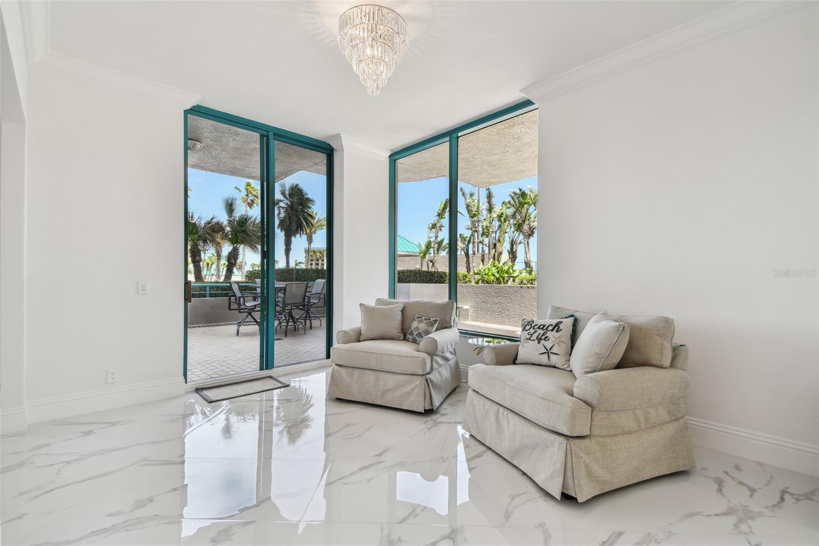 ULTIMAR THREE CONDO - Residential