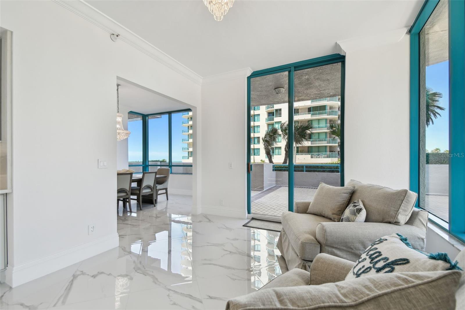 ULTIMAR THREE CONDO - Residential