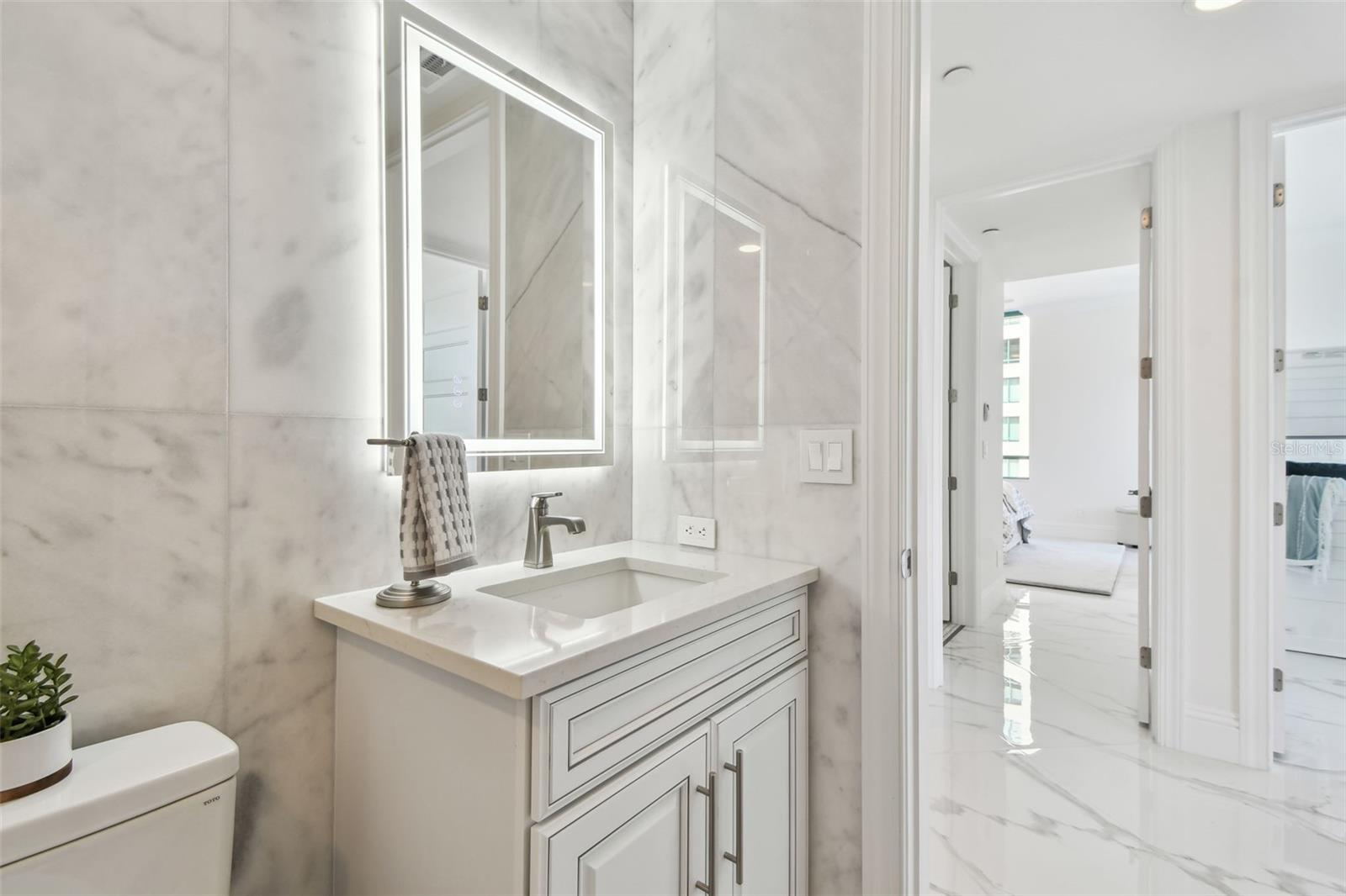 ULTIMAR THREE CONDO - Residential