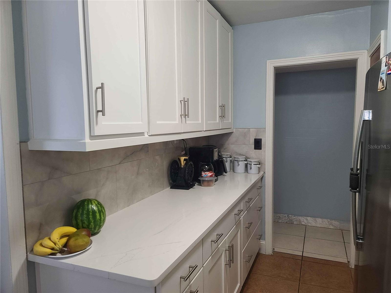 GROVELAND ANDERSONS SUB - Residential Lease