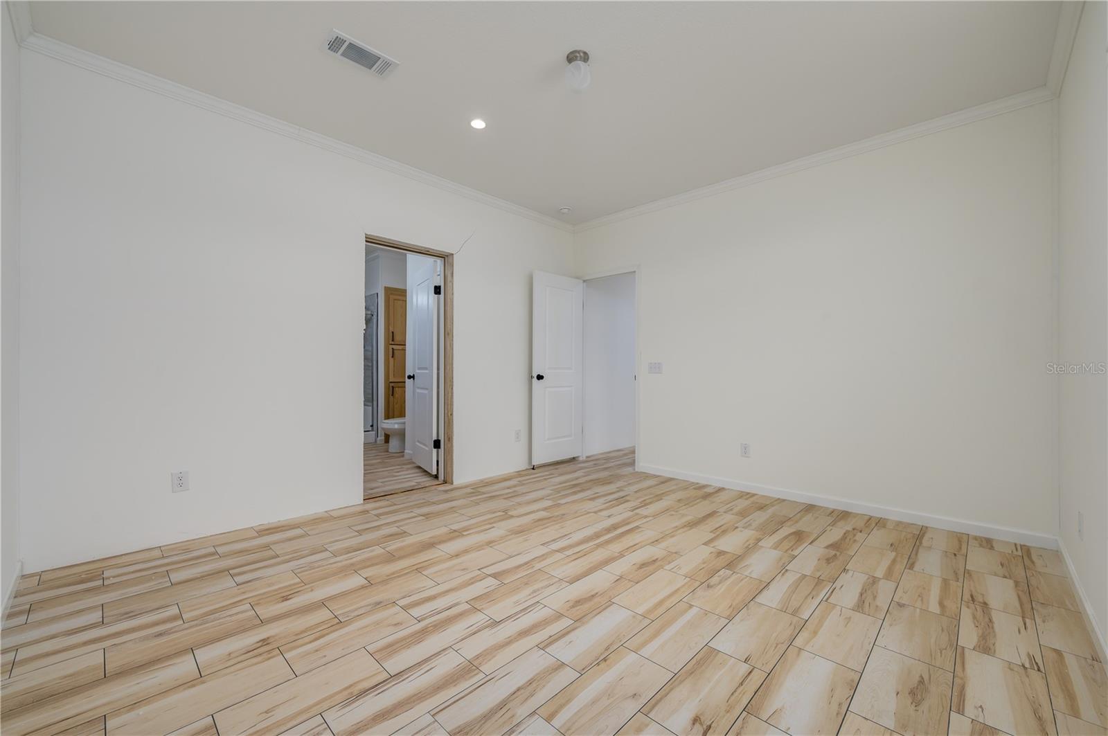 PARKWOOD ACRES - Residential