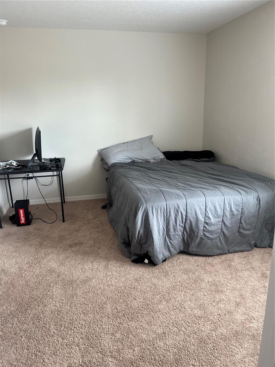 HAMLETS/TAVARES - Residential Lease