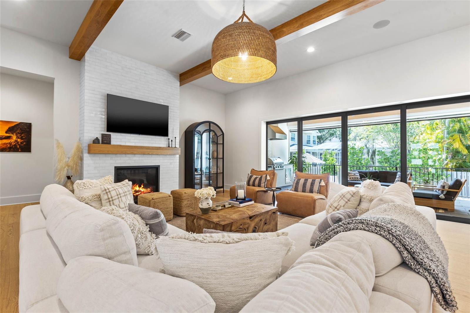 SUNSET PARK - Residential