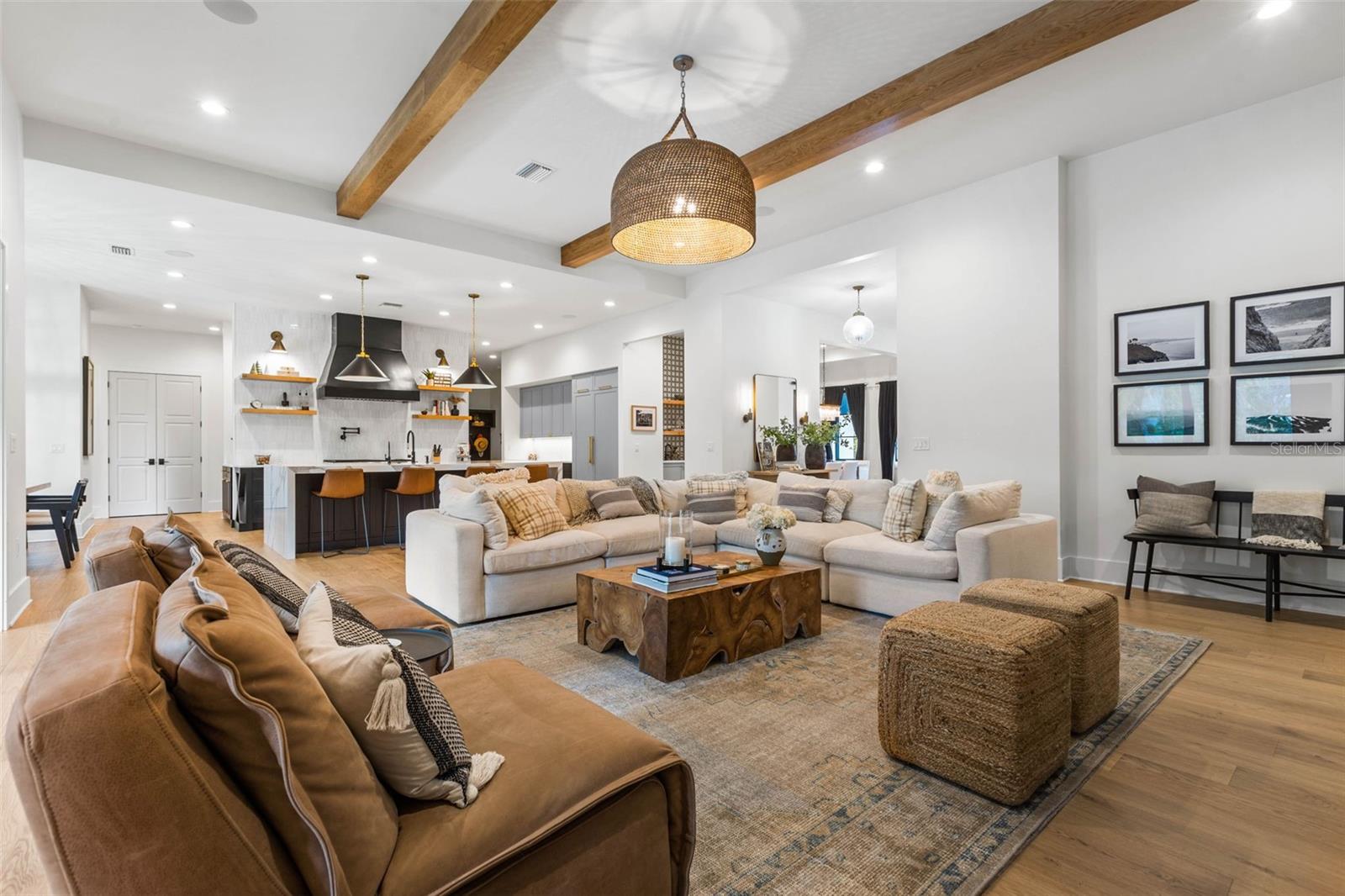 SUNSET PARK - Residential