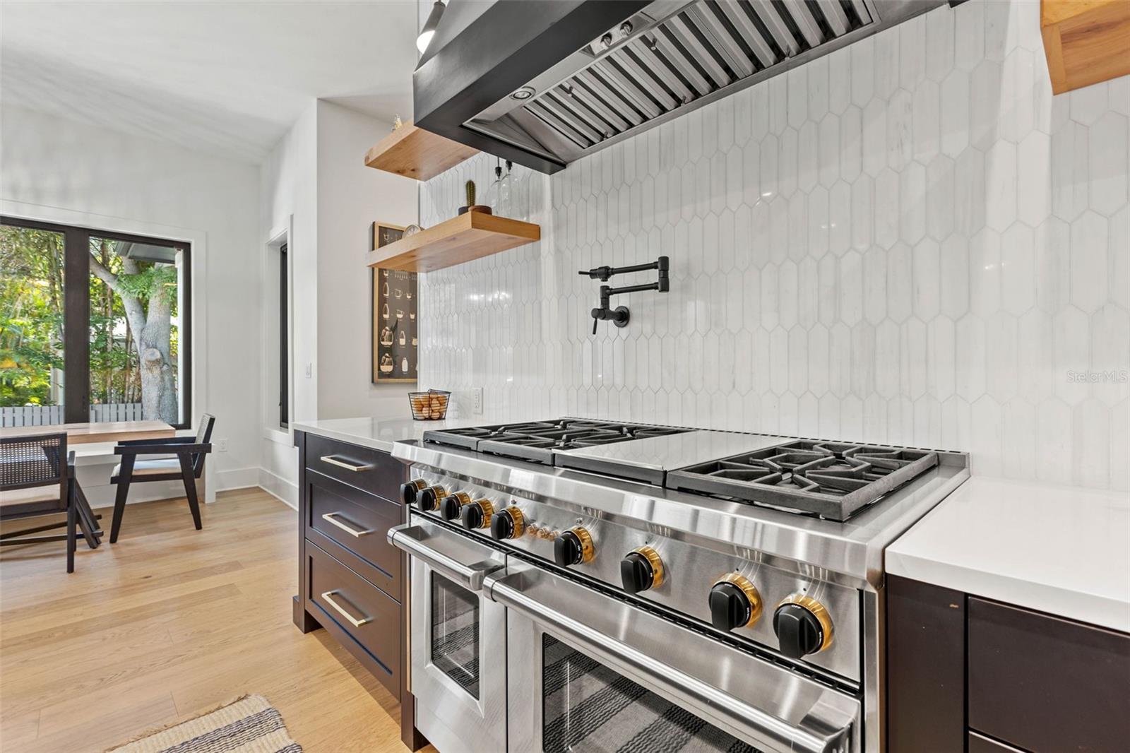 SUNSET PARK - Residential