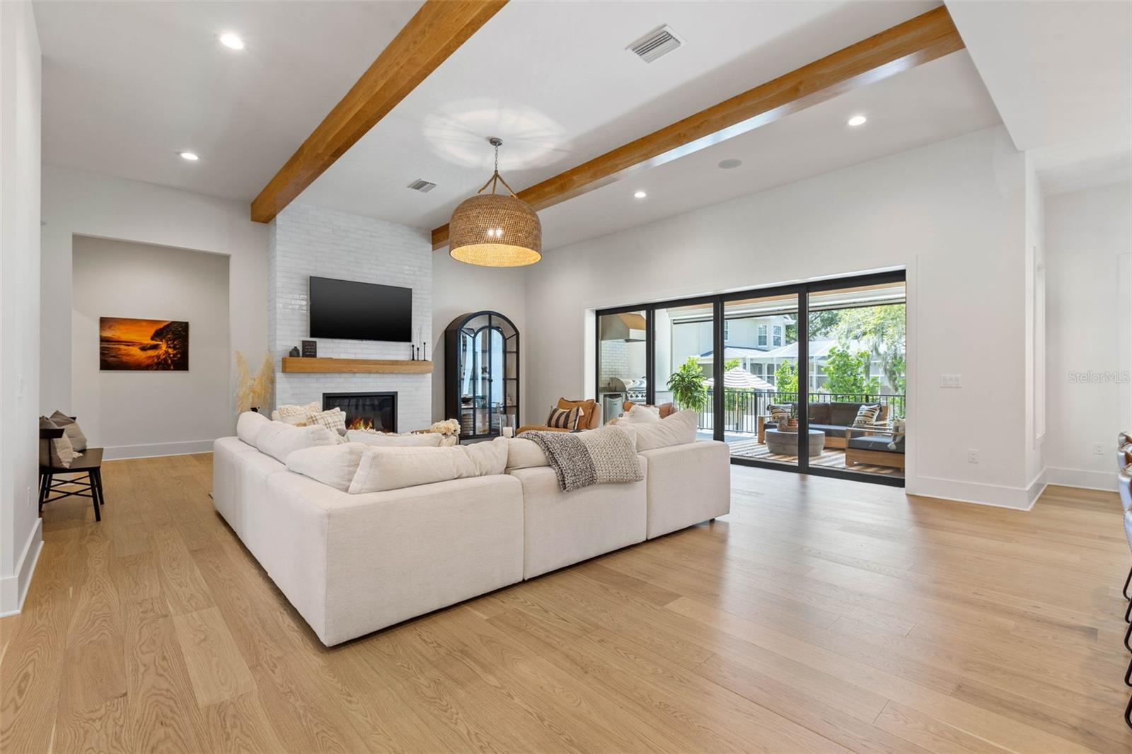 SUNSET PARK - Residential