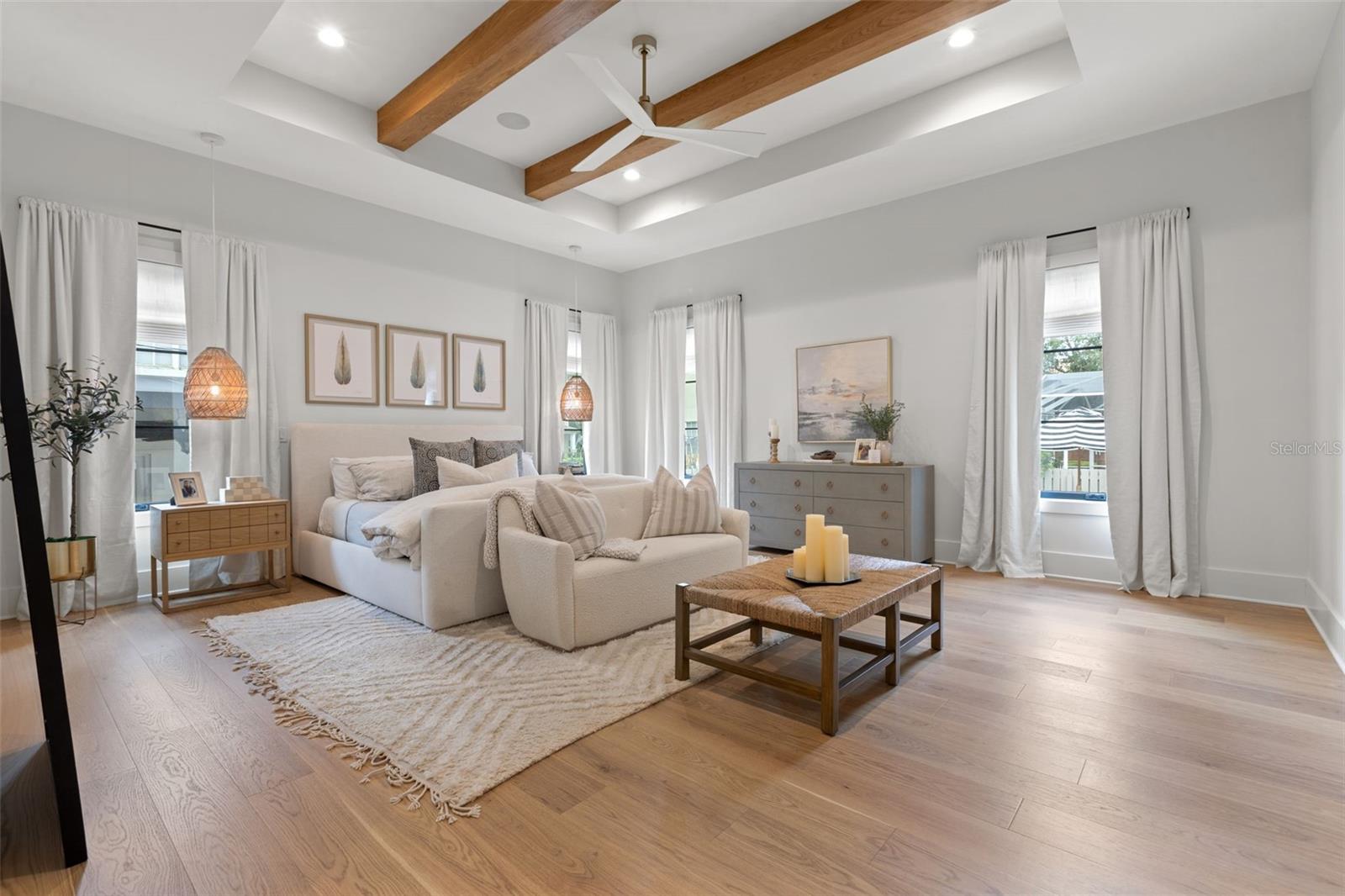 SUNSET PARK - Residential