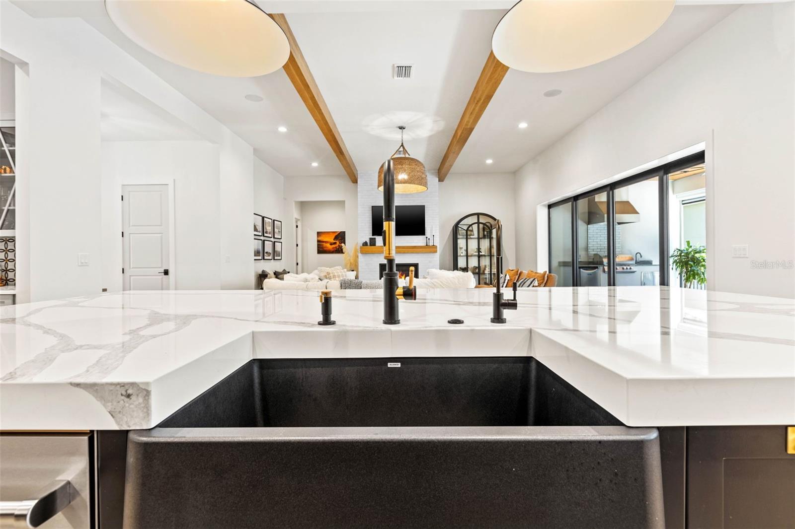 SUNSET PARK - Residential