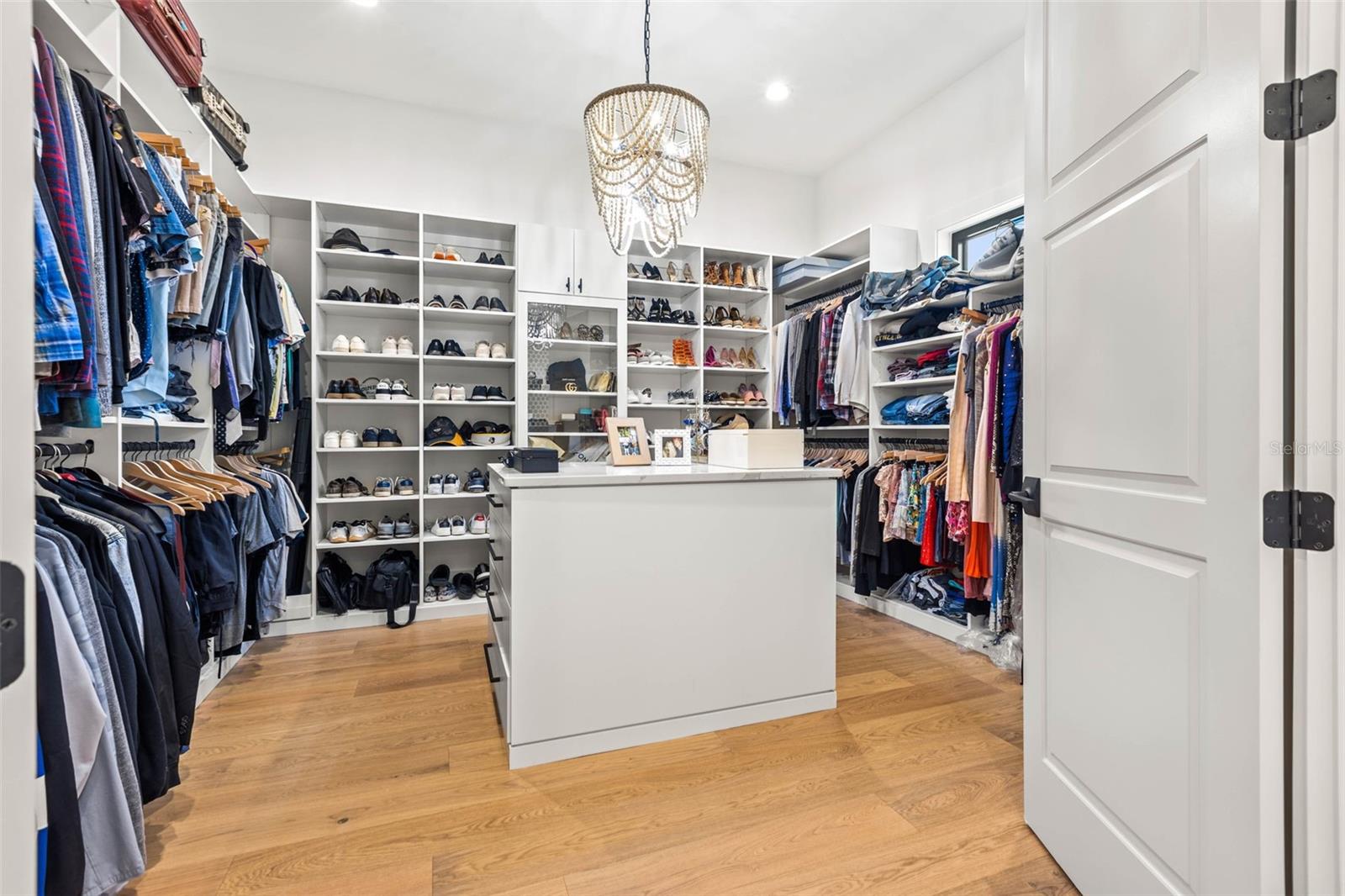 SUNSET PARK - Residential