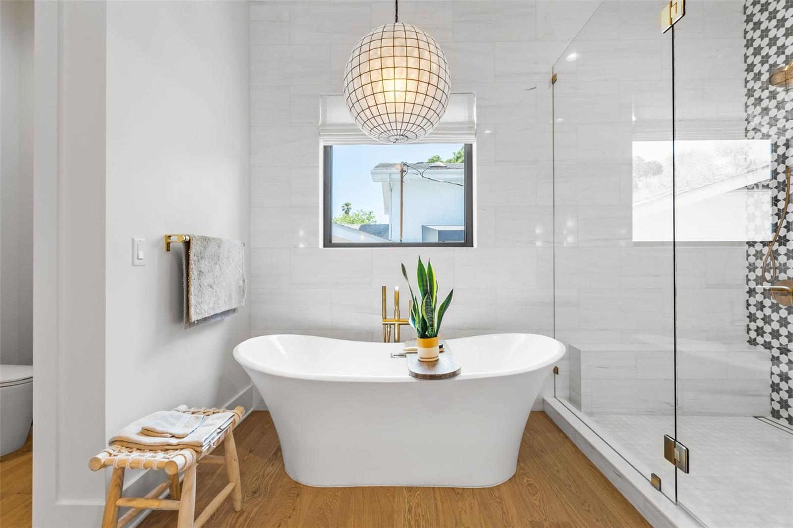 SUNSET PARK - Residential