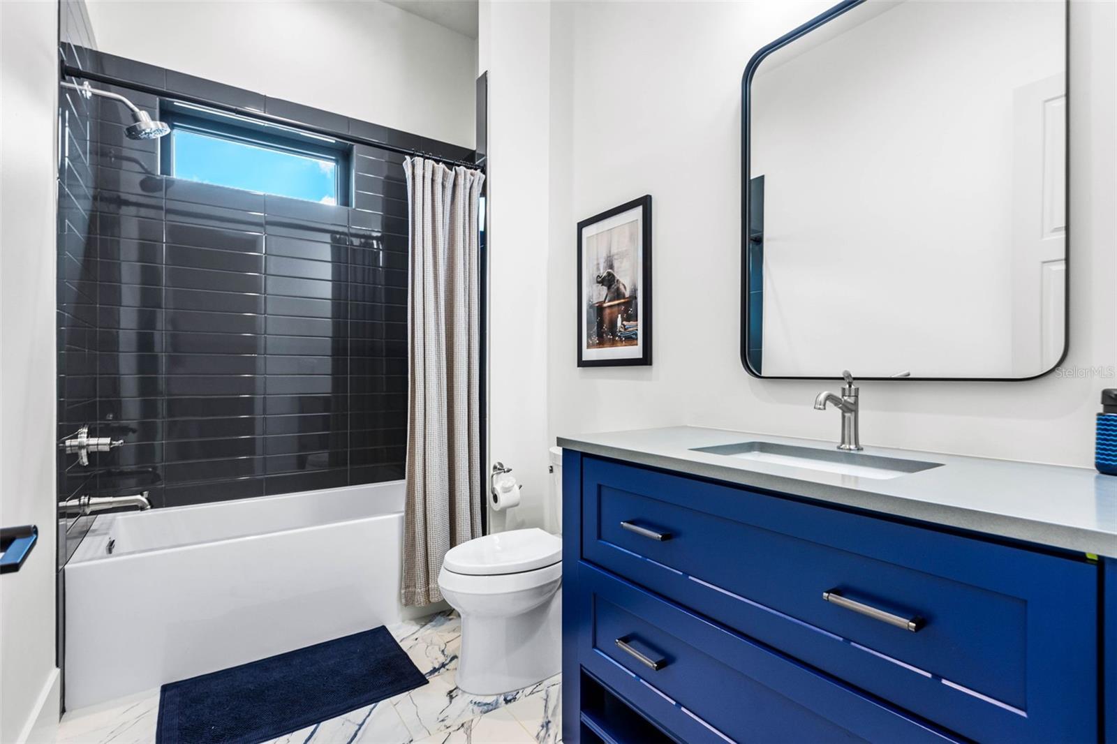 SUNSET PARK - Residential