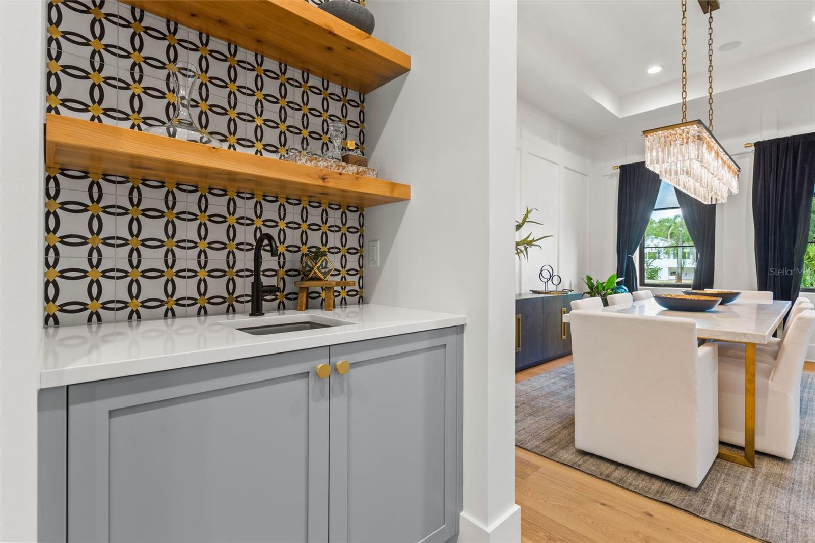 SUNSET PARK - Residential