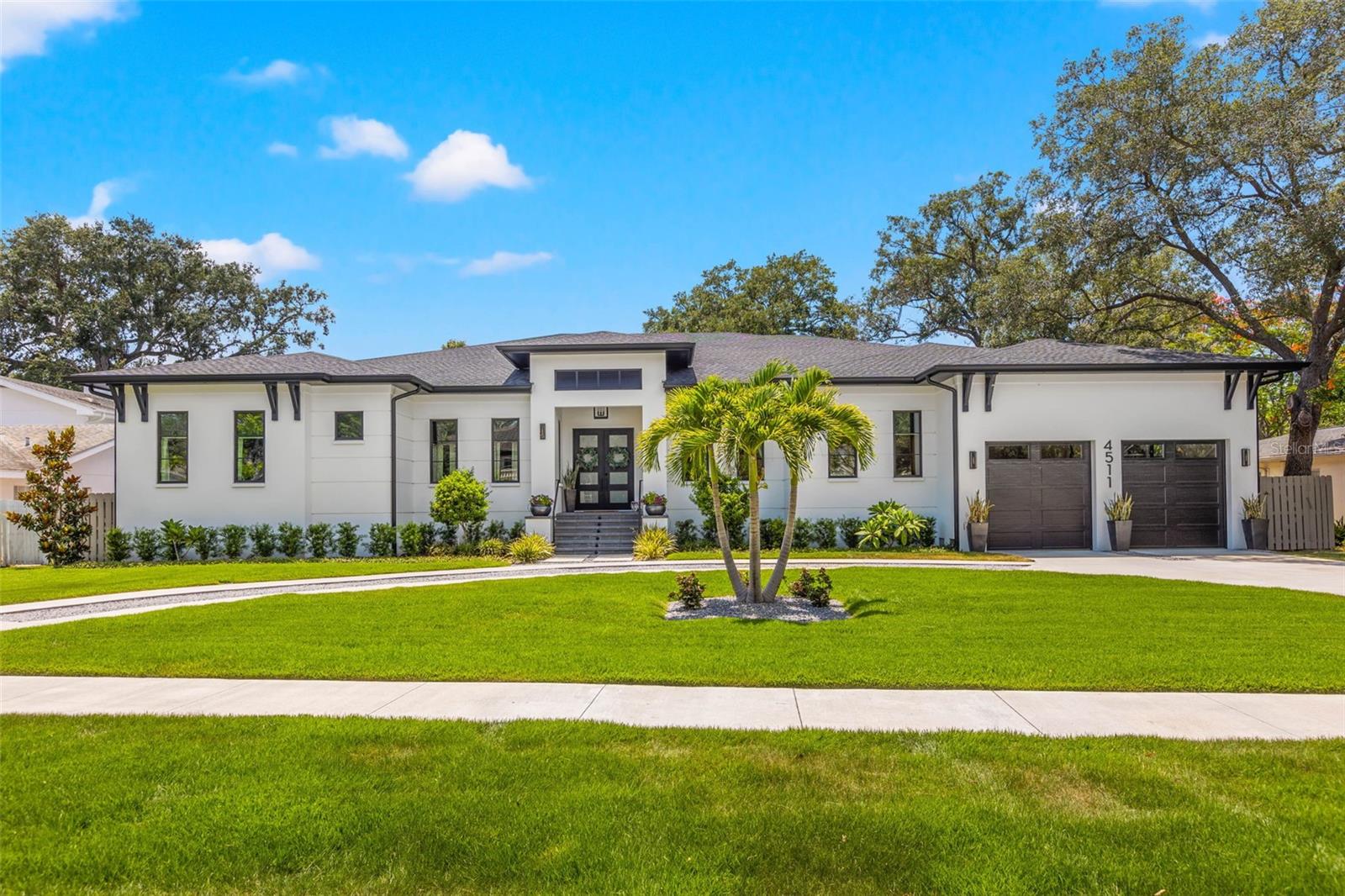 SUNSET PARK - Residential