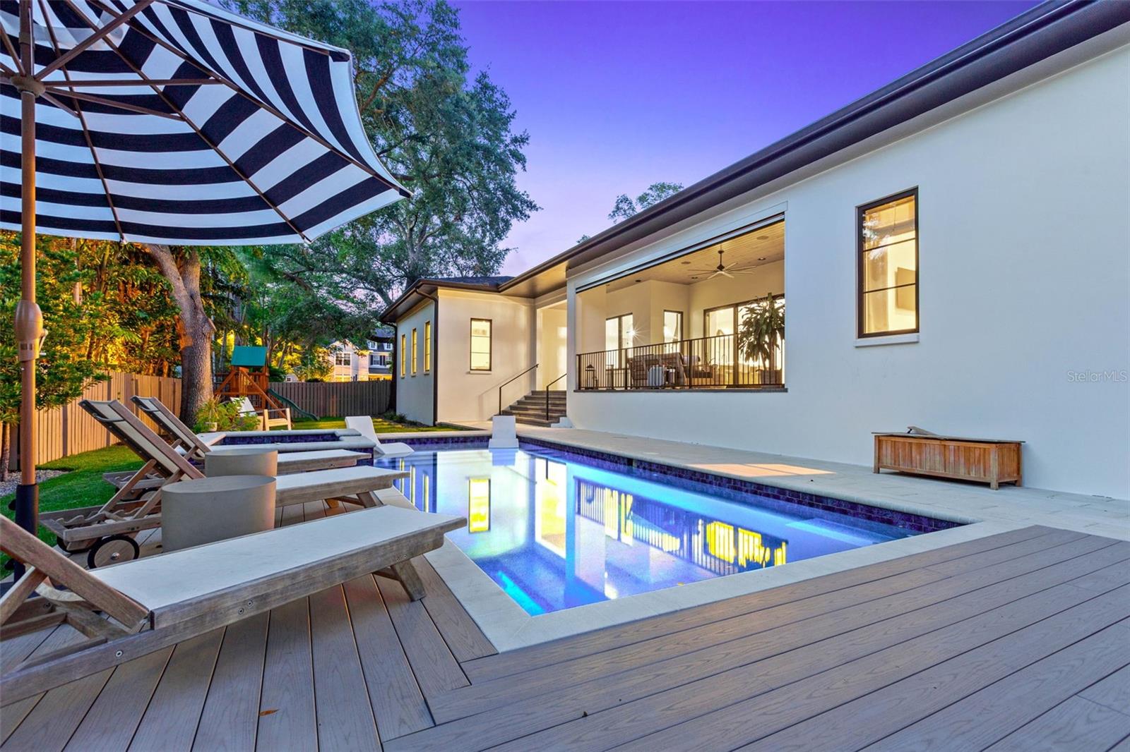 SUNSET PARK - Residential