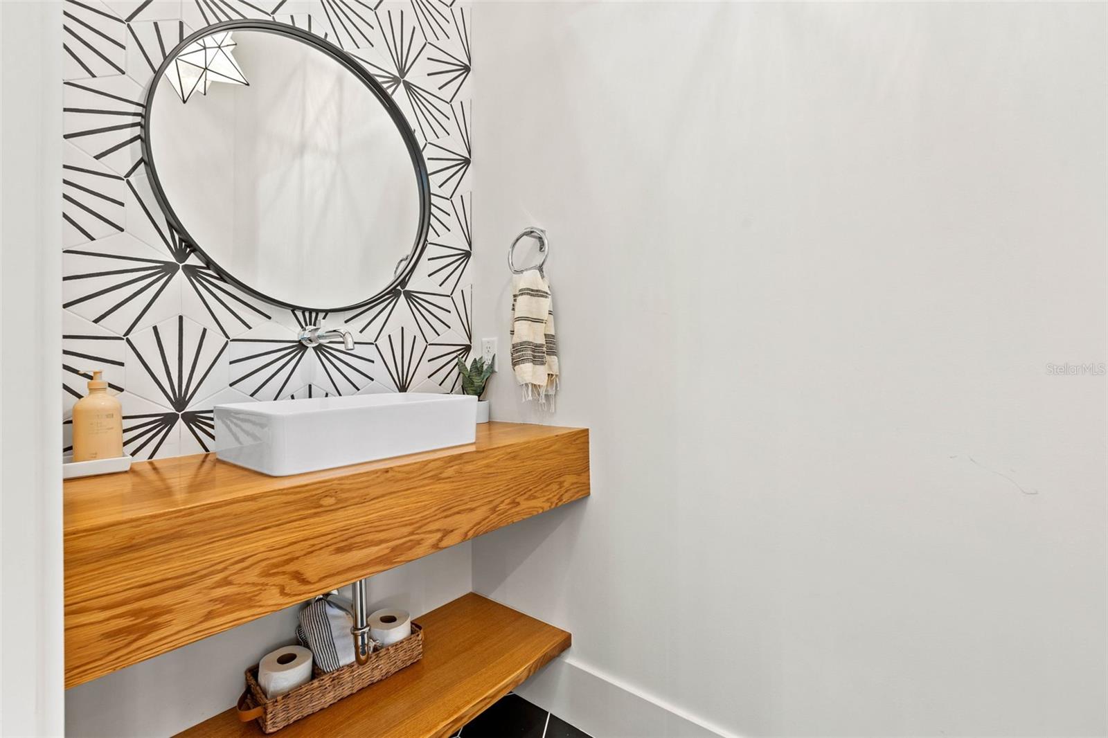 SUNSET PARK - Residential