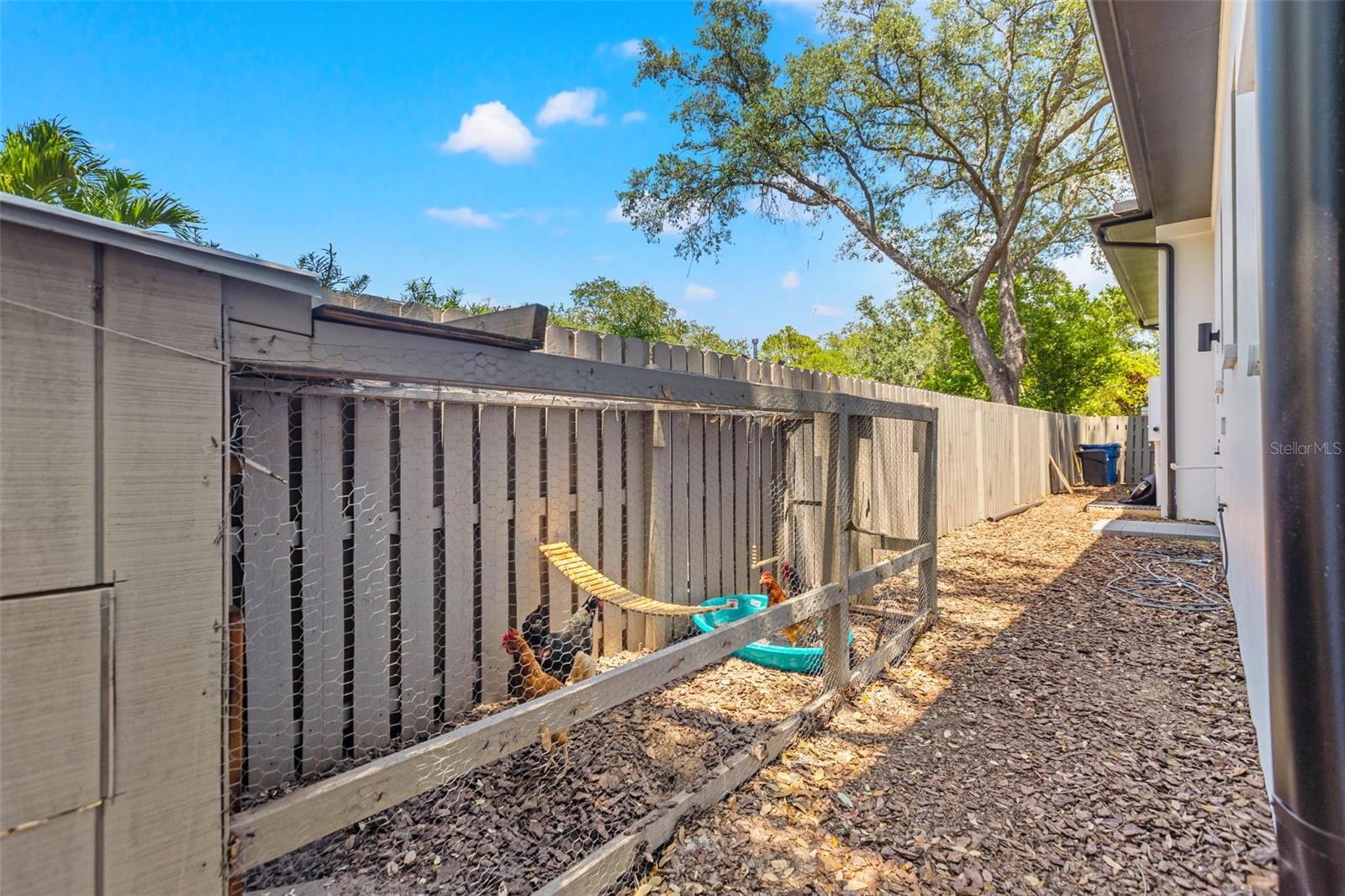 SUNSET PARK - Residential