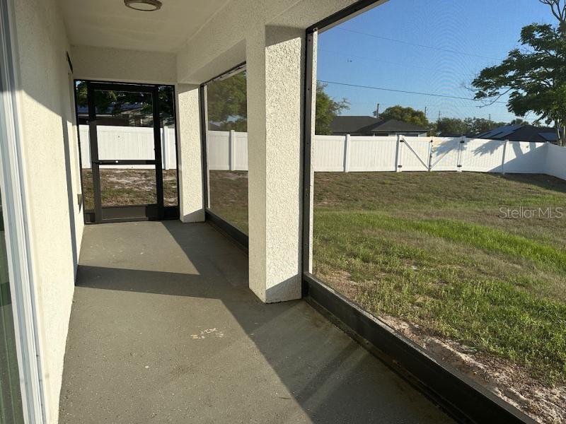 DELTONA LAKES UNIT 09 - Residential