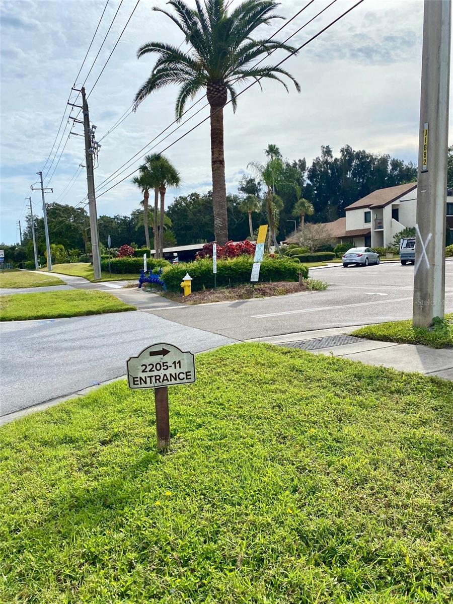 CHATEAU BELLEAIR CONDO - Residential