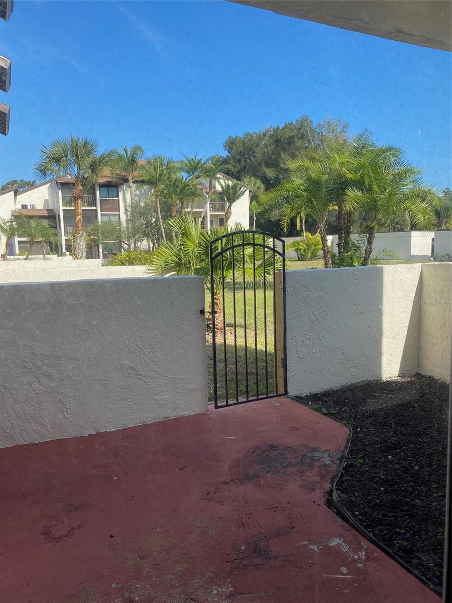 CHATEAU BELLEAIR CONDO - Residential