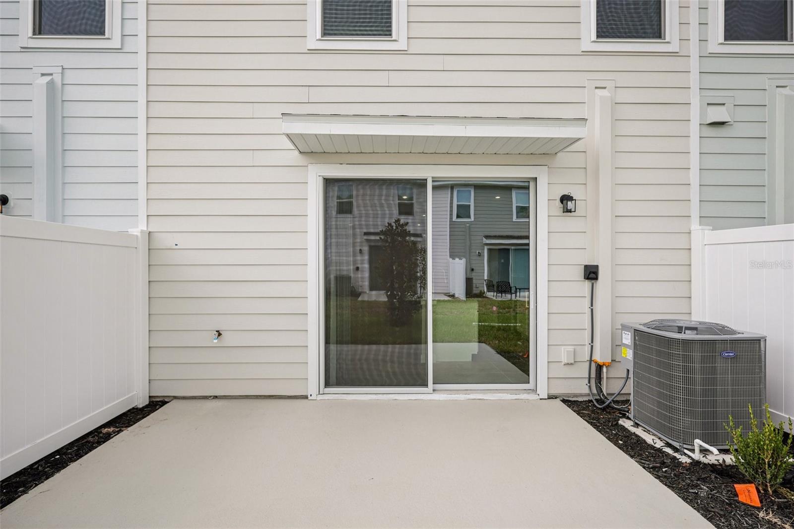 TIMBERGROVE TWNHMS - Residential Lease