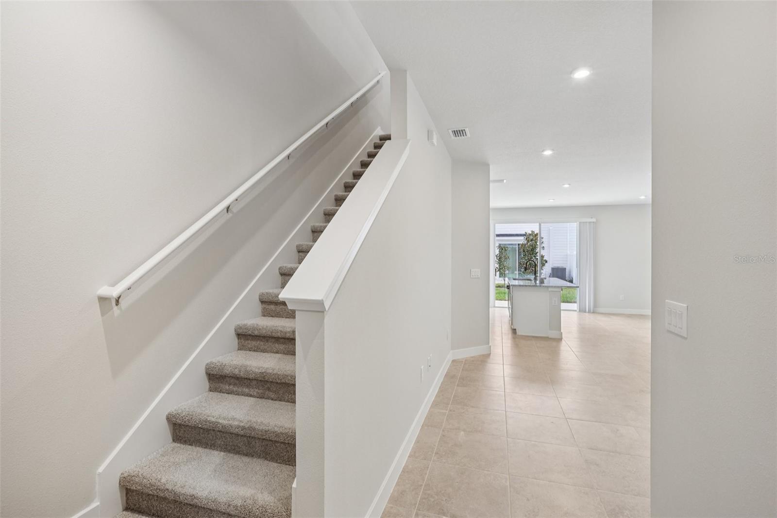 TIMBERGROVE TWNHMS - Residential Lease