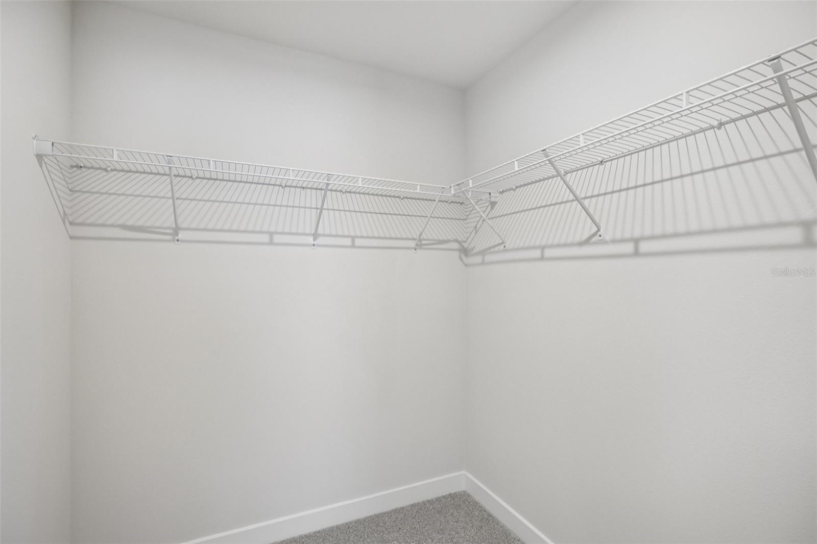 TIMBERGROVE TWNHMS - Residential Lease
