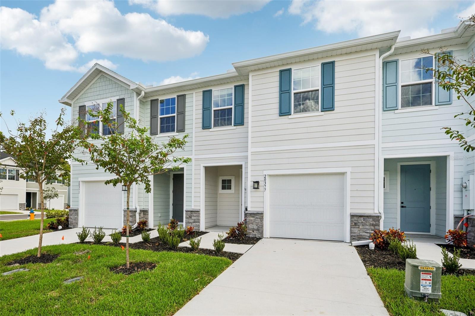 TIMBERGROVE TWNHMS - Residential Lease