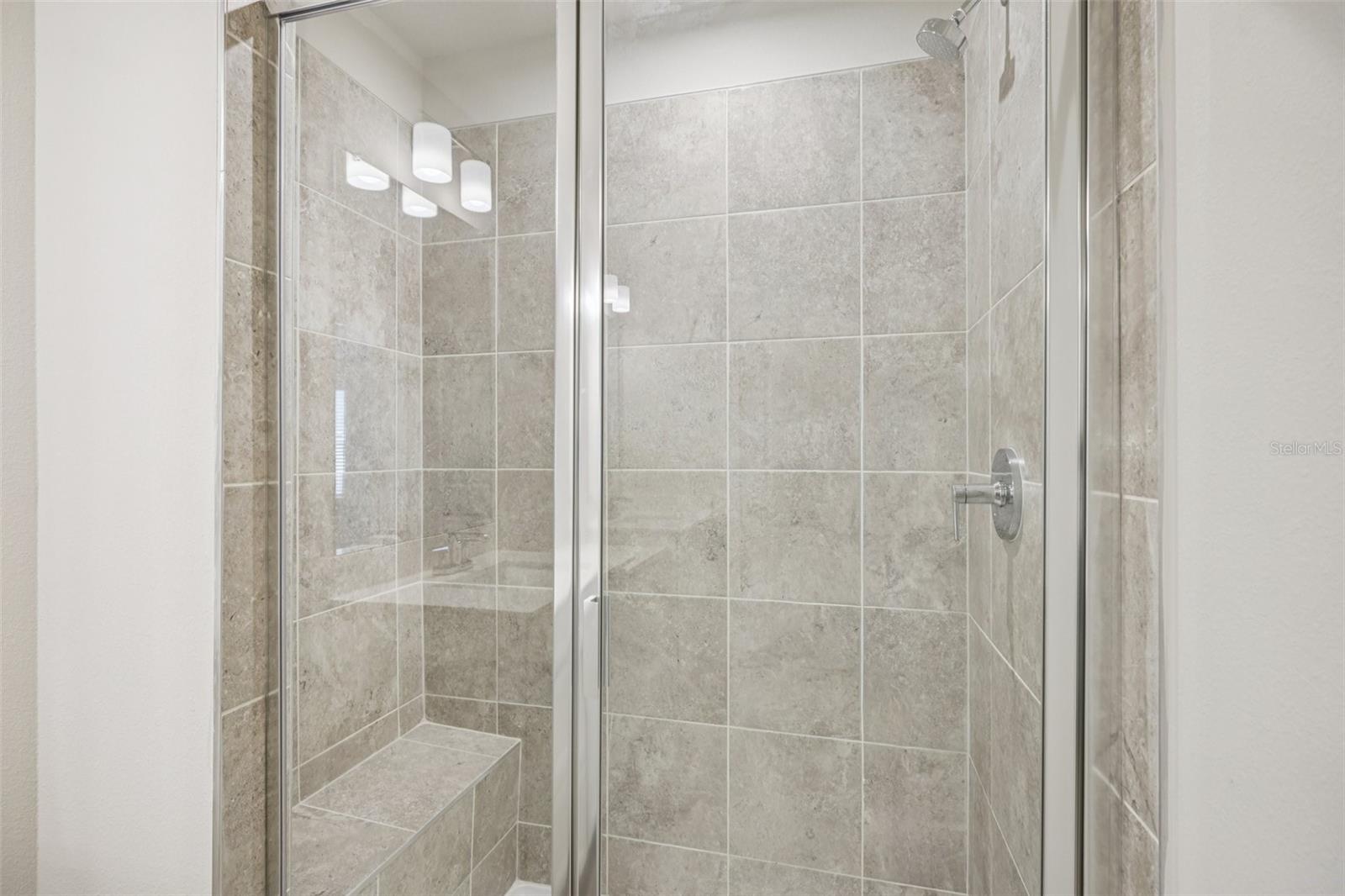 TIMBERGROVE TWNHMS - Residential Lease