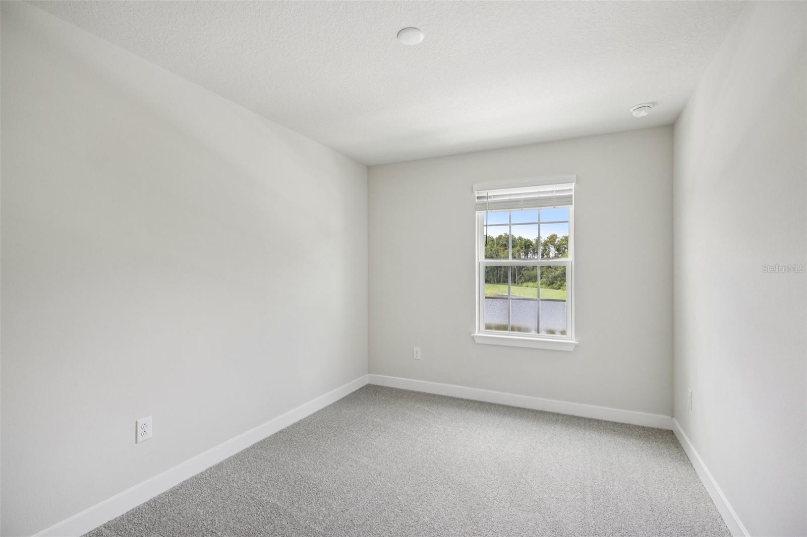 TIMBERGROVE TWNHMS - Residential Lease