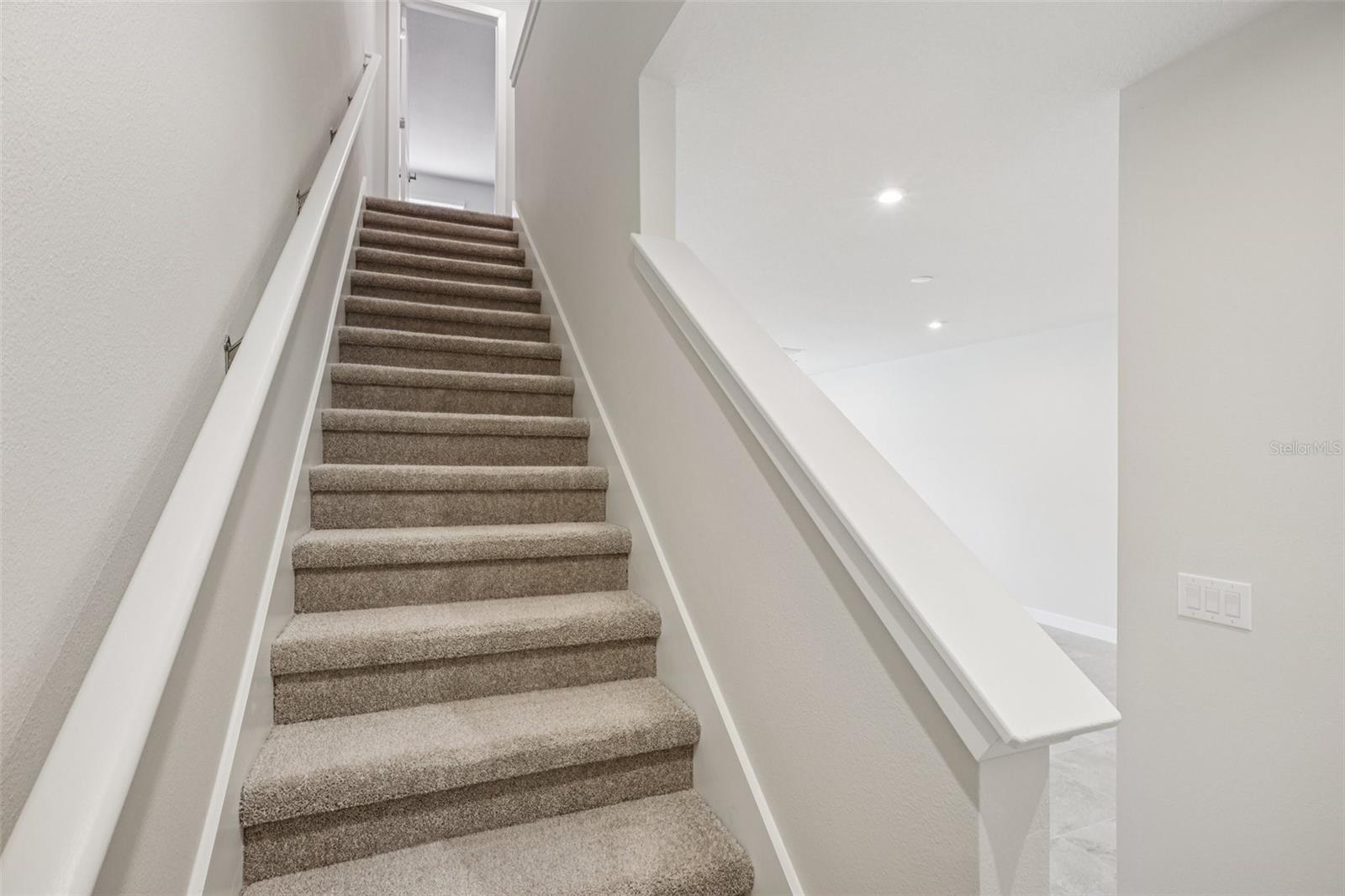 TIMBERGROVE TWNHMS - Residential Lease