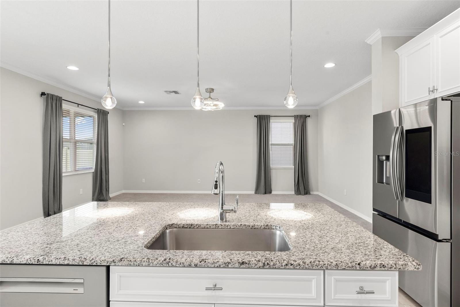 EPPERSON RANCH SOUTH PH 3B - Residential Lease