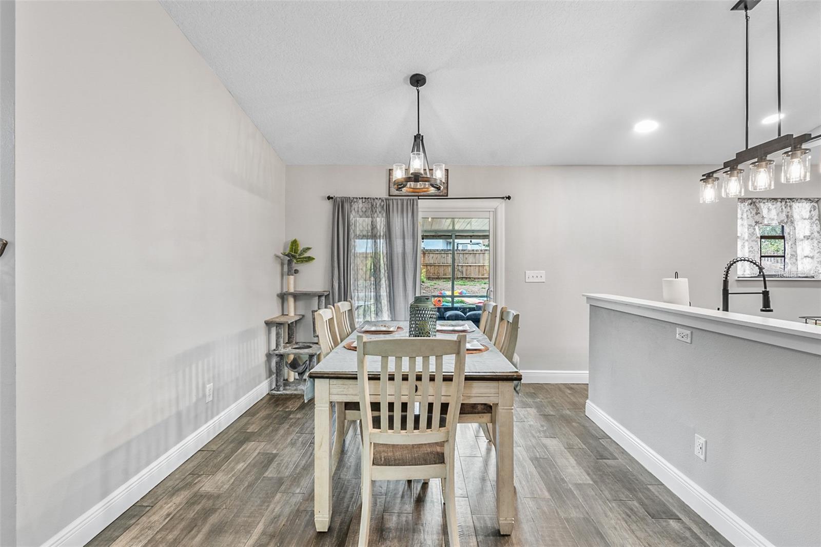 MONTVERDE LAKE FLORENCE SHORES - Residential