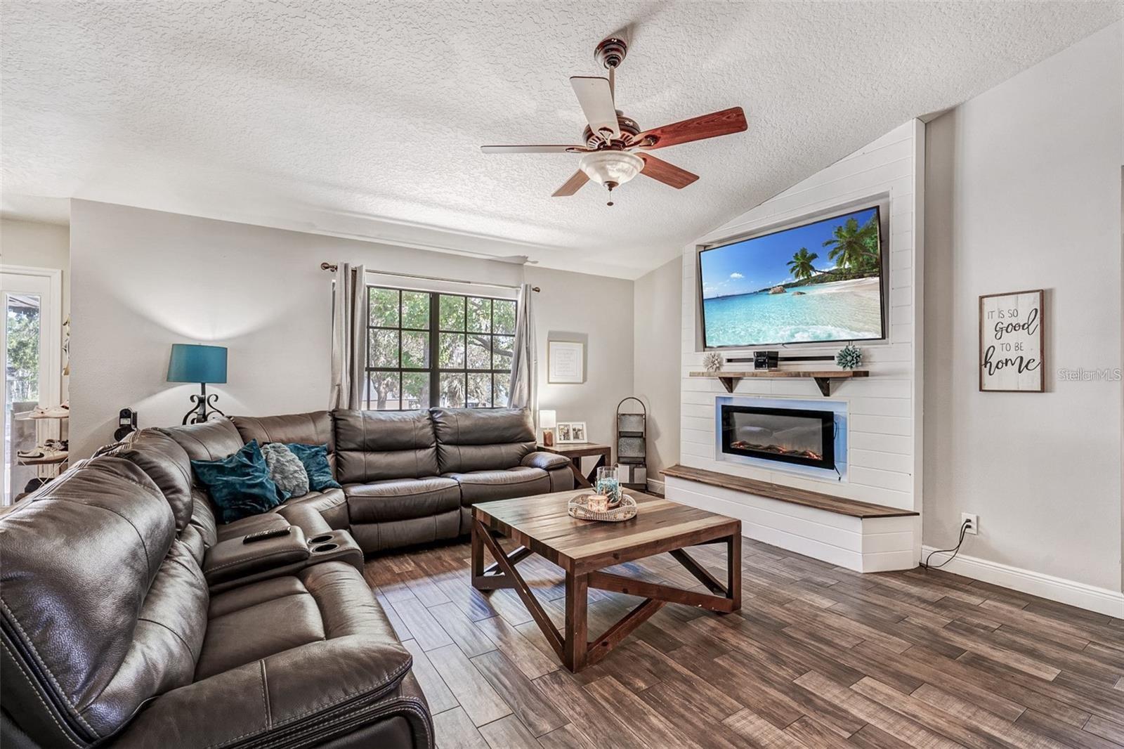 MONTVERDE LAKE FLORENCE SHORES - Residential