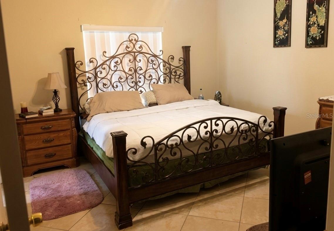 COUNTRY WALK - Residential Lease