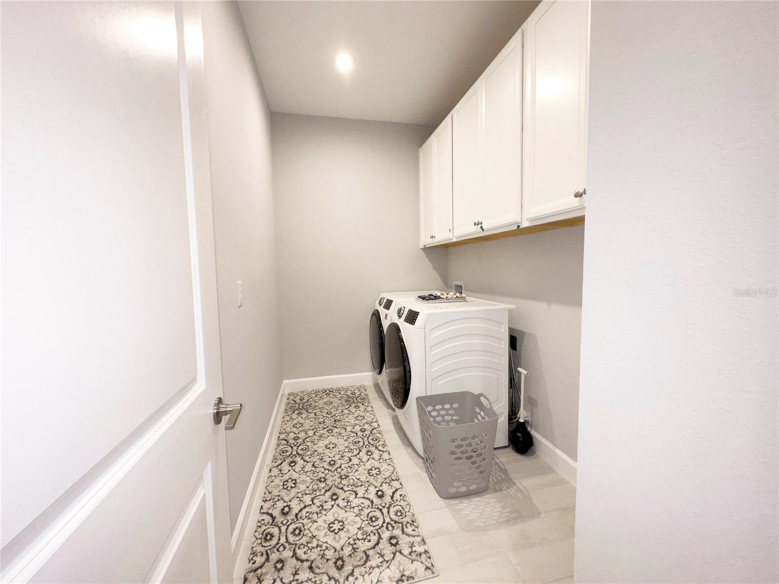 AZARIO ESPLANADE PH II SUBPH A, B & P - Residential Lease