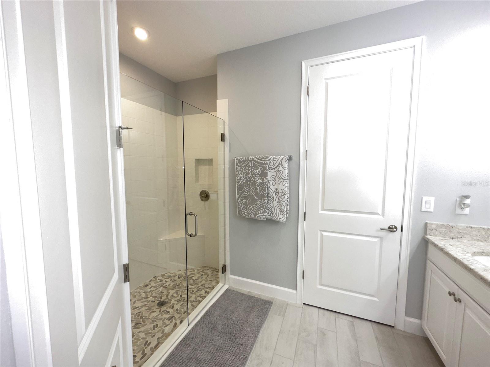 AZARIO ESPLANADE PH II SUBPH A, B & P - Residential Lease