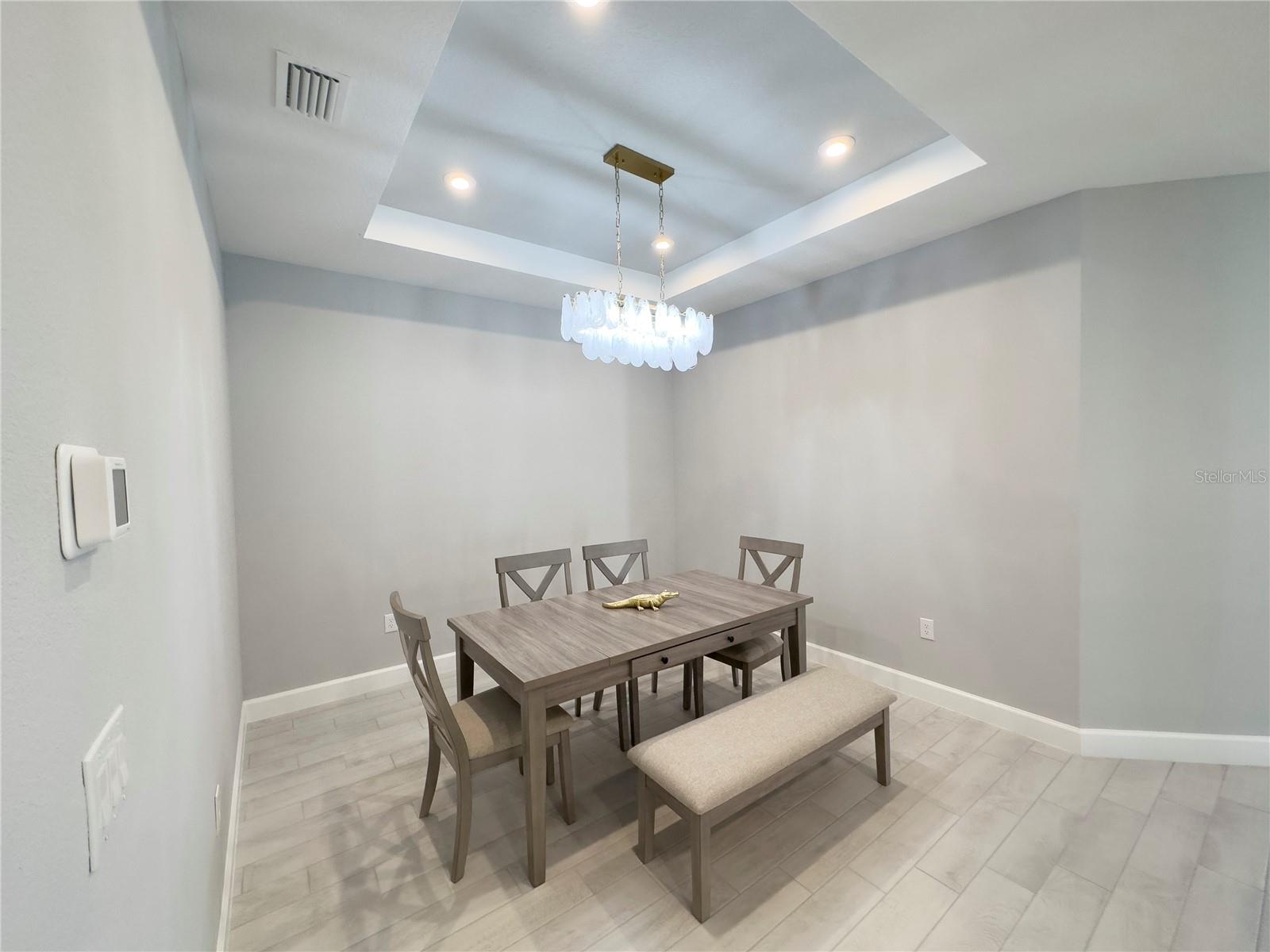 AZARIO ESPLANADE PH II SUBPH A, B & P - Residential Lease