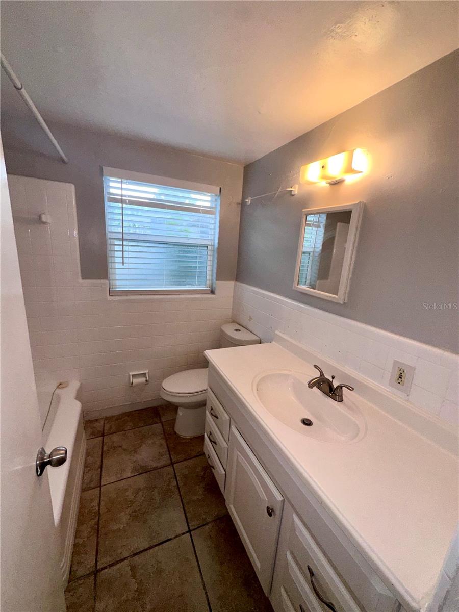 HARBORDALE SUB - Residential Lease