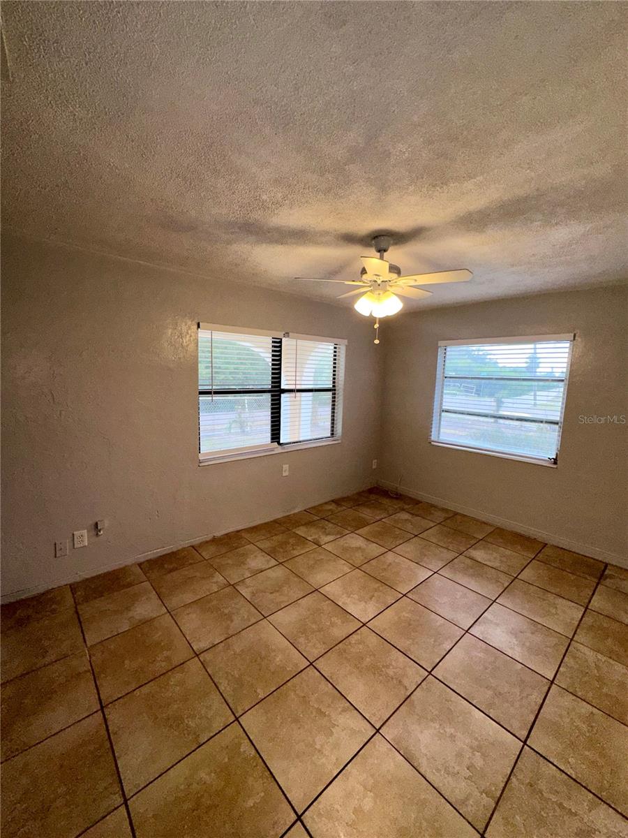HARBORDALE SUB - Residential Lease