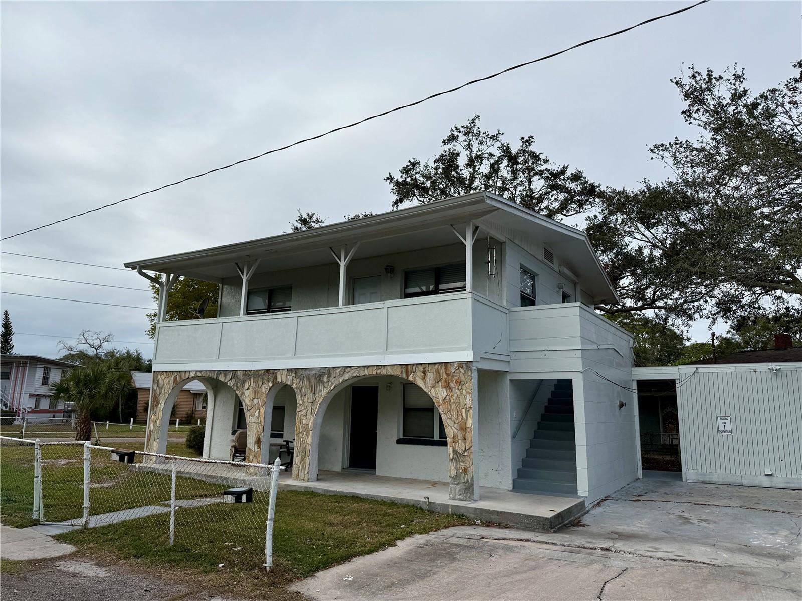 HARBORDALE SUB - Residential Lease
