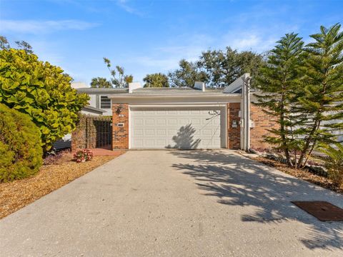 Photo of 110 S Lauber Way, Tampa, FL 33609 (MLS # TB8473852)