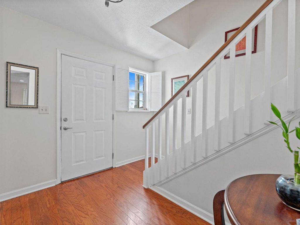 Photo of 110 S Lauber Way, Tampa, FL 33609 (MLS # TB8473852)