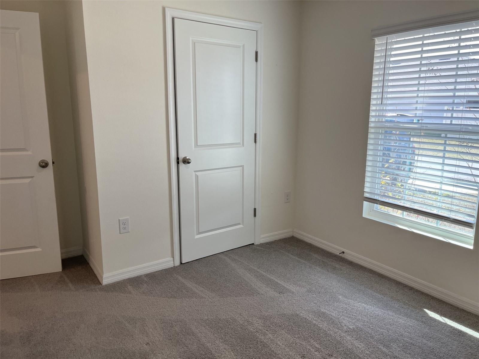 TRIUMPH SOUTH PH 1 - Residential