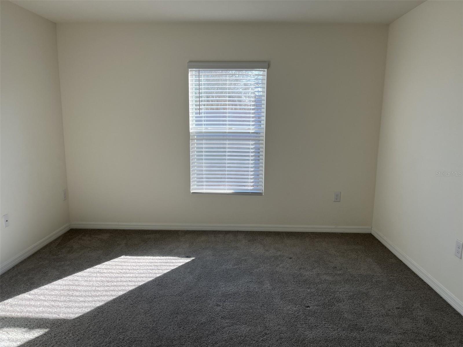 TRIUMPH SOUTH PH 1 - Residential