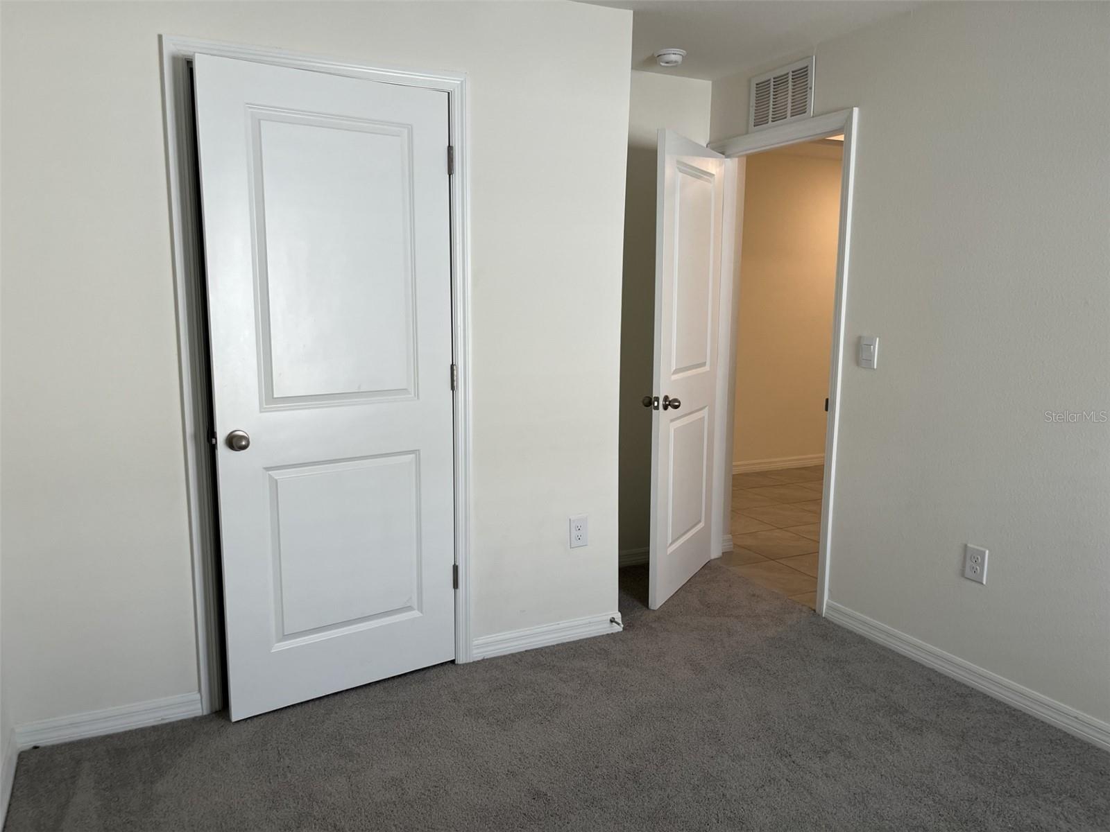 TRIUMPH SOUTH PH 1 - Residential