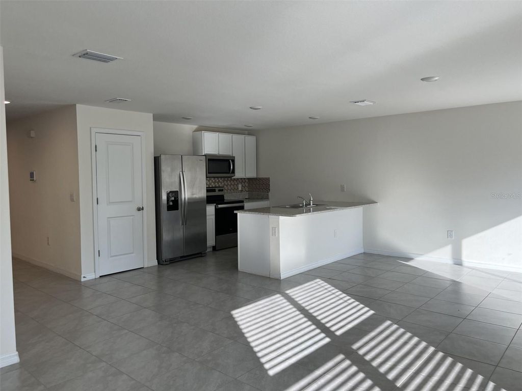 Photo of 8471 Clearway Drive, Wildwood, FL 34785 (MLS # OM718856)