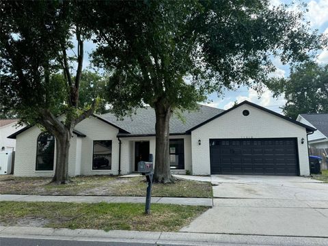 Single Family Residence in ORLANDO FL 11610 DARLINGTON DRIVE.jpg