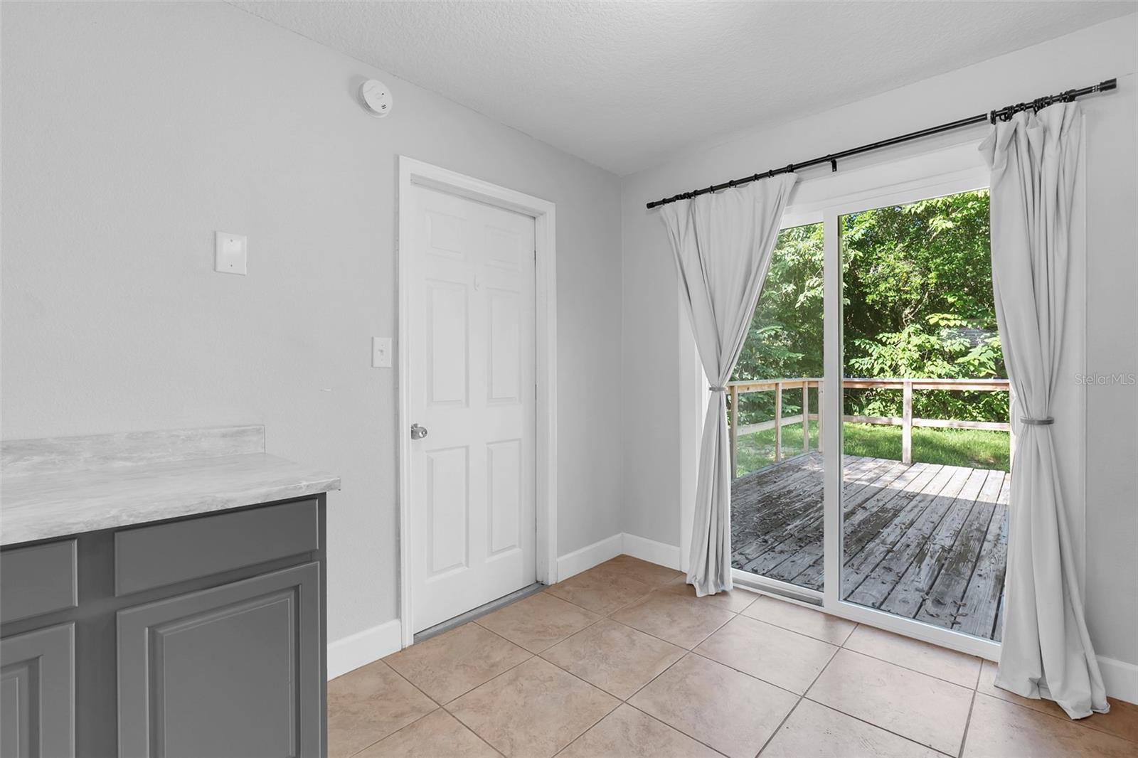 TAVARES WOODLEA SUB - Residential