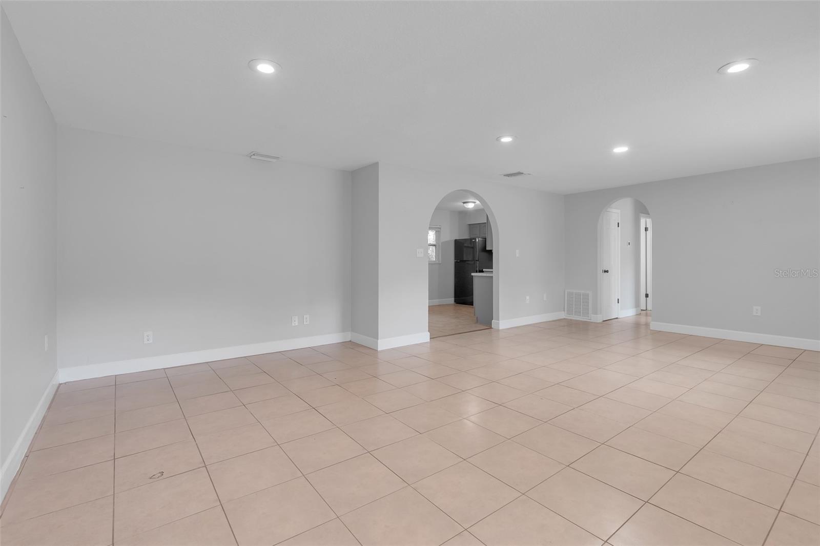 TAVARES WOODLEA SUB - Residential